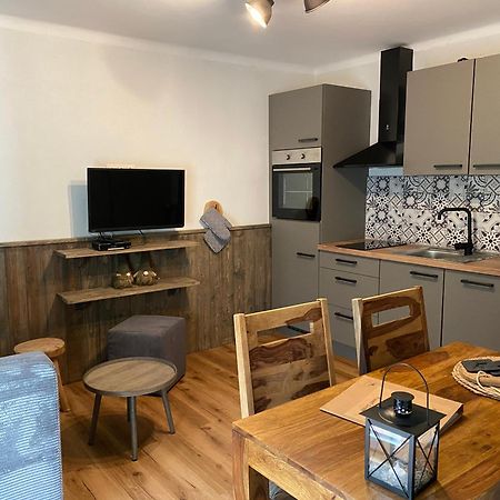 Appartement Brettljause Ferienhaus Fuenf Sinne Döbriach Exterior foto