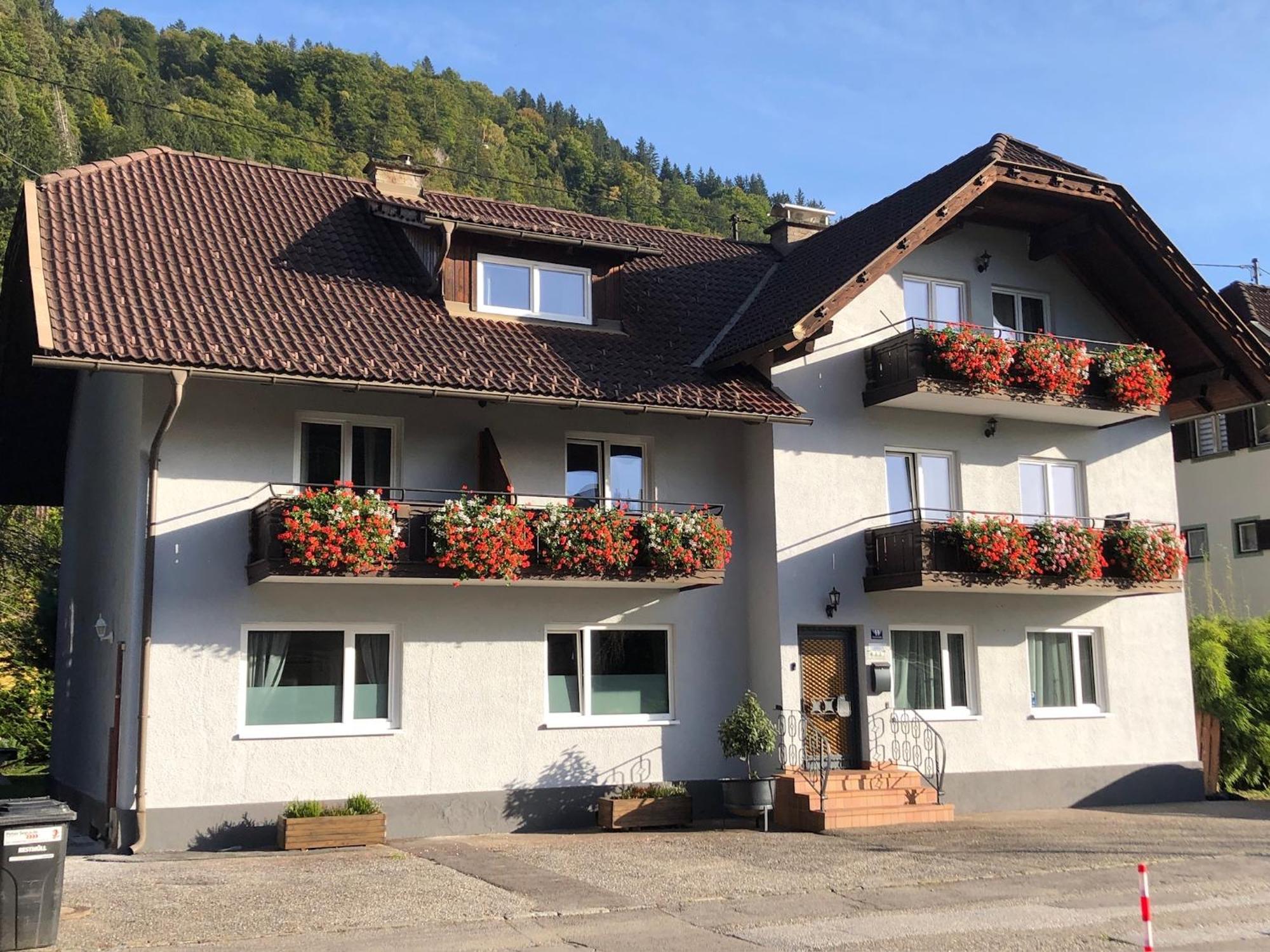 Appartement Brettljause Ferienhaus Fuenf Sinne Döbriach Exterior foto